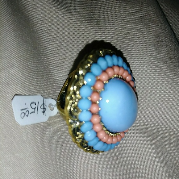 Statement Ring - Picture 3 of 4